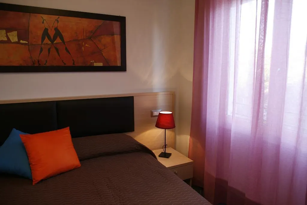 Residence Linda San Bartolomeo Al Mare Italy