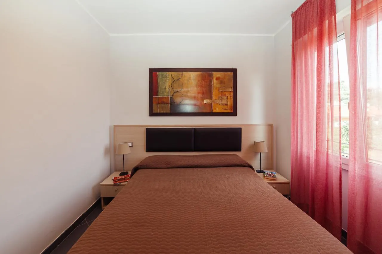 Residence Linda San Bartolomeo Al Mare Aparthotel