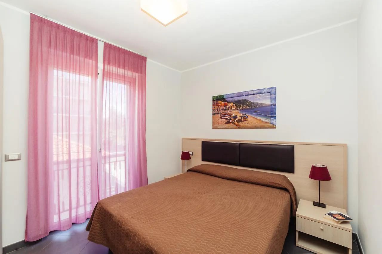 Residence Linda San Bartolomeo Al Mare Aparthotel